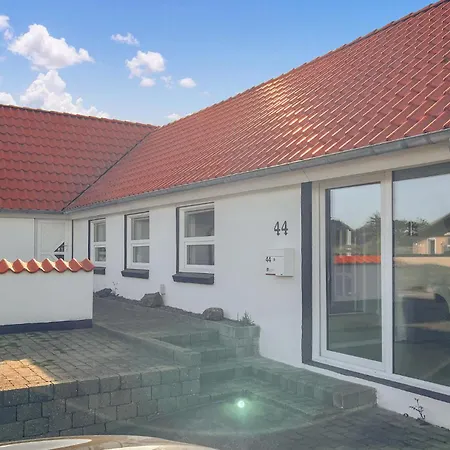 بيت للعطل 3 Bedroom In بلوكهوس